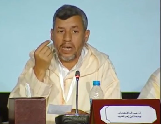 هل يحتاج اعداد خطب الجمعة إلى برنامج لمحو الأمية الدينية والتاريخية؟
